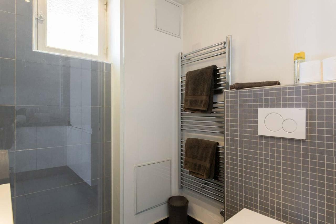 Appartement 4 Personnes Vue Mer Remparts Antibes Luaran gambar